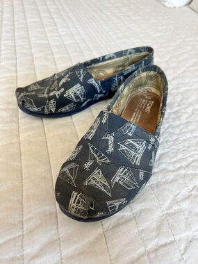 TOMS Navy Canvas Slip-On Shoes with Sailboat Print